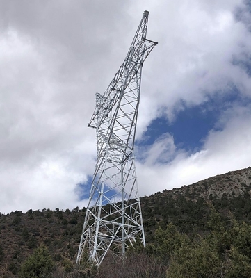 110 шагающая угловая стальная башня передачи решетки 132kV 4